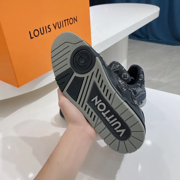 Louis Vuitton Shoe 